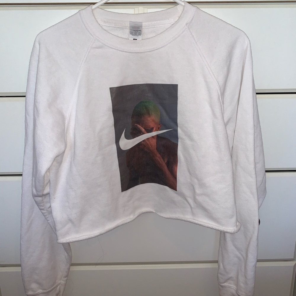 Frank Ocean Nike cropped crewneck